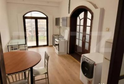 Casă cu 7 camere cu Teren 150 Mp în Lipovei - 8