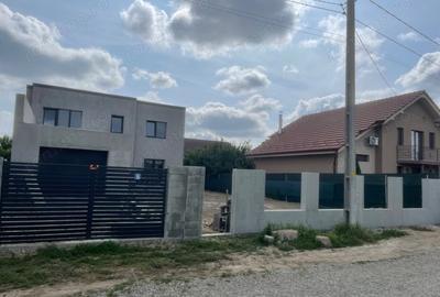 Casă cu 5 camere cu Teren 500 Mp în Rogerius - 4