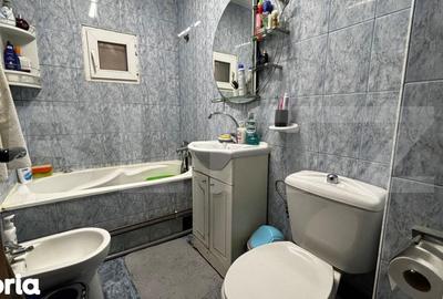 Casă cu 5 camere decomandat cu Teren 154 Mp în Craiovița Nouă - 9