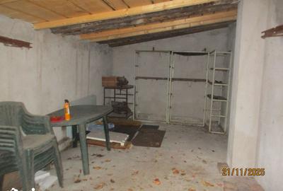 Casă cu 4 camere cu Teren 251 Mp în 1 Mai - 7