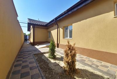 Casa individuala 3 camere foisor acoperit curte  km 4 - 18