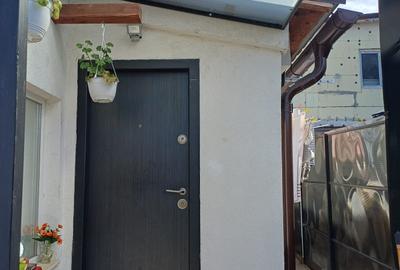 Casă cu 2 camere cu Teren 70 Mp în Năvodari