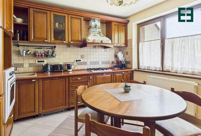 Casă individuală cu 6 camere cu Canalizare în Subcetate - 12