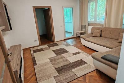 Apartament cu 2 camere semidecomandat în Titan