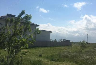 Teren de 500 mp, în Km 5