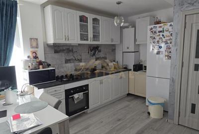 De vanzare! | Intrare comuna Berceni - 3