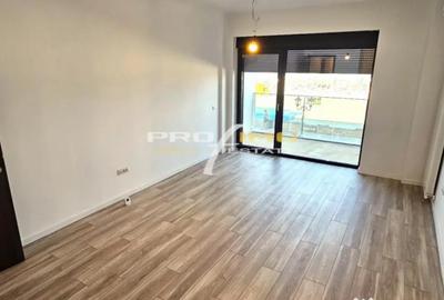 Apartament cu 3 camere decomandat în Mamaia - 2