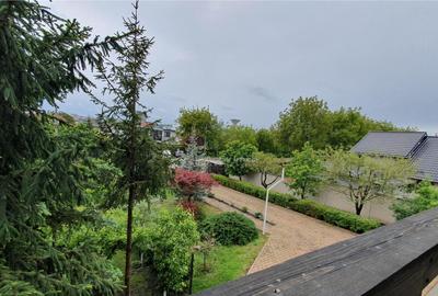 Casa individuala - 250 mp anexa - 10 ari teren - Scheia - 5