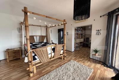 Casă cu Teren 1057 Mp în Central - 11