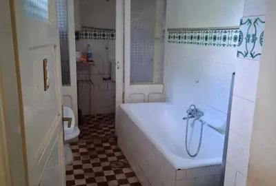 Casa mare 4 camere cu gaz Strada V.Lucaciu colt cu I.L. Caragiale in Nadlac - 9