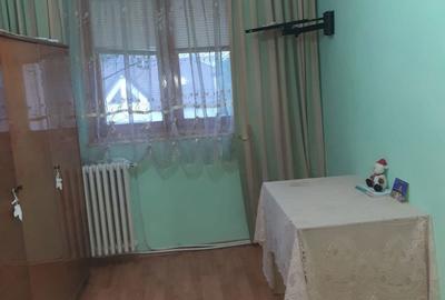 Apartament cu 3 camere semidecomandat în Exterior Vest - 2
