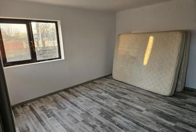 Casă cu 3 camere în Exterior Vest - 3