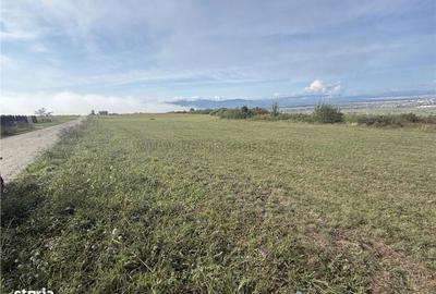 Teren de 5300 mp, în Șelimbăr