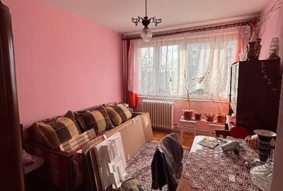 Apartament cu 2 camere semidecomandat în Tudor - 1
