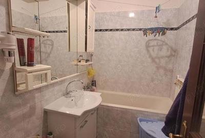 Apartament cu trei camere - 8