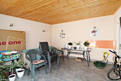 Casa cocheta, renovata! Se accepta schimb cu apartament! - 9