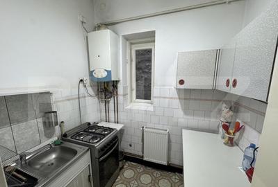 Apartament 2 camere, 73mp, ultracentral, cu vedere directa Apartament 2 camere, 73mp, ultracentral, cu vedere directa - 3