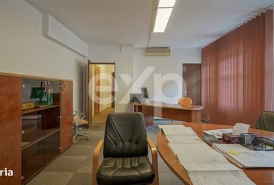 Apartament cu 5 camere decomandat în Astra - 2