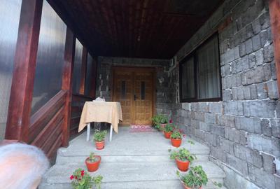 Casă cu 3 camere cu Teren 920 Mp în Roșu - 3