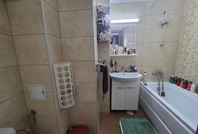 Apartament cu 3 camere semidecomandat, mobilat în 1 Decembrie 1918 - 3