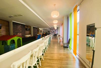 Spatiu de joaca interior + zona de socializare pentru parinti si bunici Spatiu de joaca interior + zona de socializare pentru parinti si bunici - 4