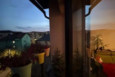Apartament cu 3 camere semidecomandat în Progresul - 10