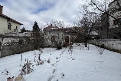 Casă cu 3 camere cu Canalizare în Parcul Carol - 8