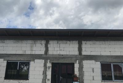 Casă cu 4 camere în Poiana - 2