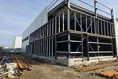 Spațiu industrial, de 2,000 mp, în Central - 13