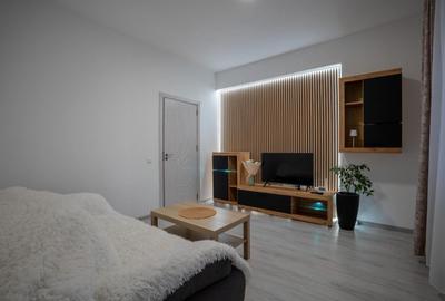 Apartament cu 2 camere decomandat în Titan - 2