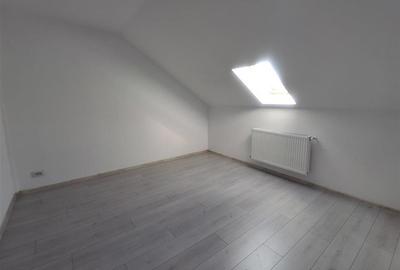Apartament cu 4 camere semidecomandat în Hipodrom 1 - 13
