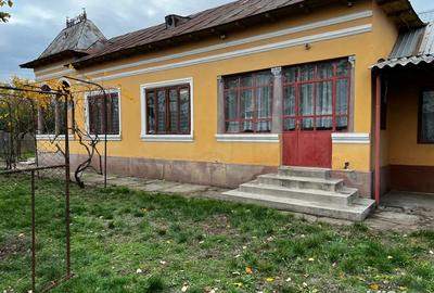 Casa cu teren 2000mp - 2