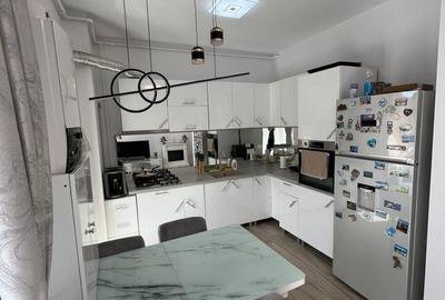 Apartament cu 2 camere semidecomandat în Giroc - 3