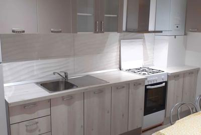 Garsonieră decomandată în Noua