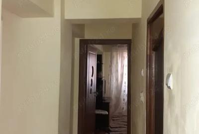 Vand apartament cu 3 camere,zona1Mai Craiova. - 1