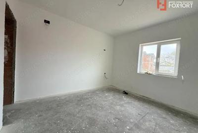 Casă cu 3 camere cu Teren 343 Mp în Beregsău Mare - 11