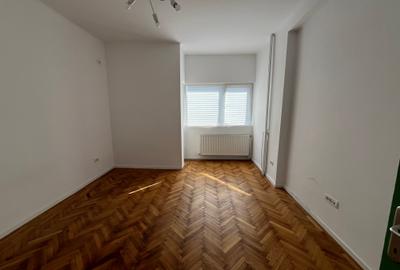 Birou, de 118 mp, în Gara de Nord - 8