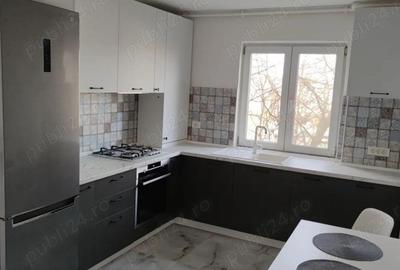Apartament cu 4 camere decomandat în Cetății - 5