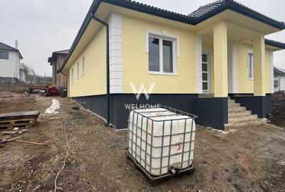 Casă individuală cu 4 camere cu Canalizare în Central - 1