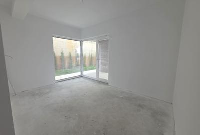 Casă cu 4 camere cu Teren 500 Mp în Cihei - 3