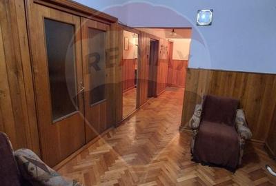 Apartament cu 4 camere de vanzare in zona Iosia - 2