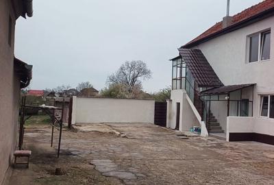 Casă cu 4 camere în Paleu - 2