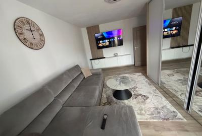 Apartament cu 3 camere decomandat în Central - 1