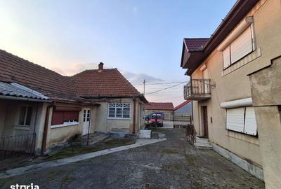 Casă cu 4 camere cu Teren 1440 Mp în Vetiș - 8