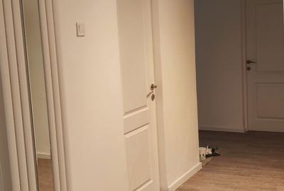 Apartament cu 3 camere decomandat în Coman - 4