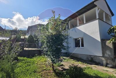 Casa / Vila de vanzare in Medias, str. Ghioceilor - 6