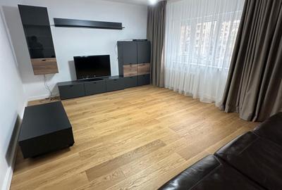 Apartament cu 4 camere decomandat, mobilat în Mihai Bravu