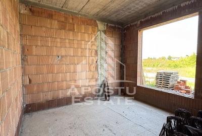 Case insiruite cu 3 camere, bucatarie inchisa, toate utilitatile. - 9
