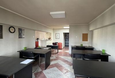 Spațiu comercial, de 88 mp, în Decebal - 3