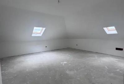 Casă cu 5 camere cu Teren 800 Mp în Horodnic - 5